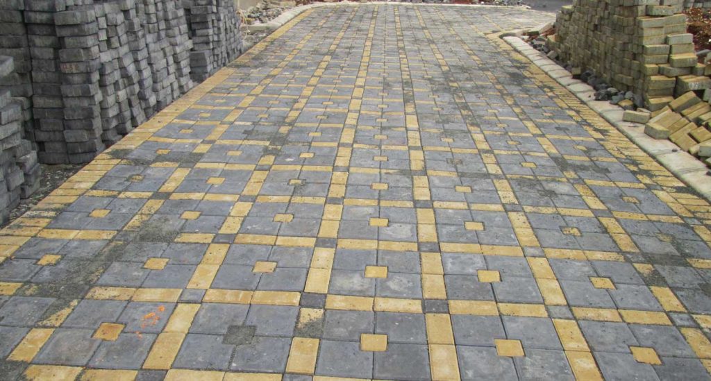 Paving block